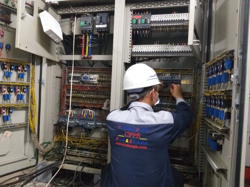 Nâng cấp tủ điện điều khiển hệ thống xử lý nước thải cho trung tâm thương mại