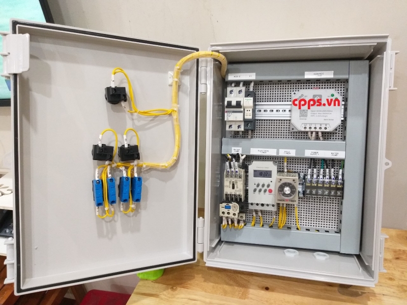 Tủ điều khiển bơm tưới cây 2 chế độ Timer hẹn giờ / Wifi
